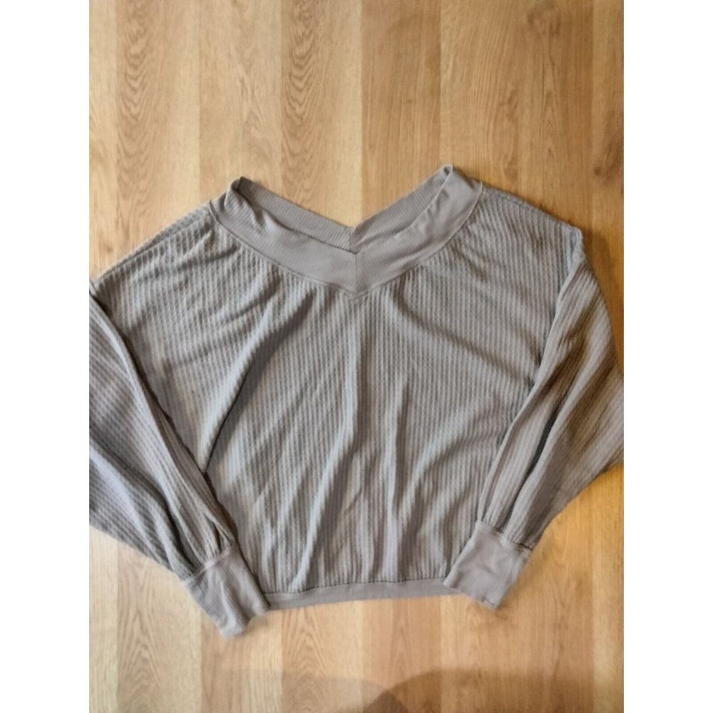Pink Lily Brown Long Sleeve V Neck Top‎ Size Small